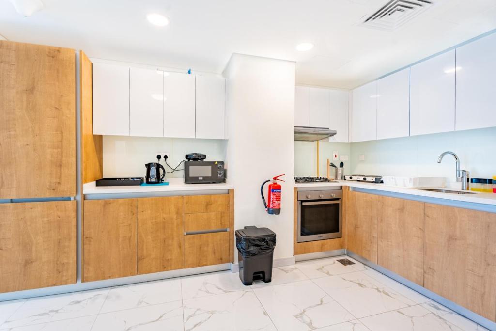 Rahaloft Bliss 2br Withcity View Etihadairwayscentre *